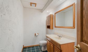 1424 E KEYSTONE Ln, Appleton, WI 54913
