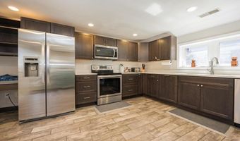 820 SHARPLESS Rd, Hockessin, DE 19707