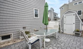 1610 S BAY Ave 3, Beach Haven, NJ 08008