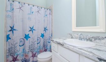 717 MANNS HARBOR Dr, Apollo Beach, FL 33572