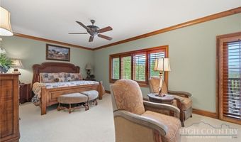 39 Crestview Ln, Banner Elk, NC 28604