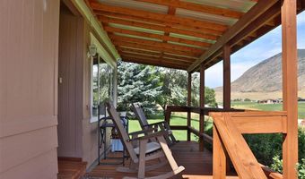 414 Southfork Rd, Cody, WY 82414