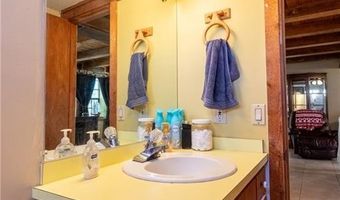 3077 Holiday Beach Dr, Avon Park, FL 33825