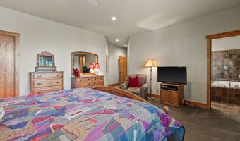 599 Pommel Dr, Bigfork, MT 59911