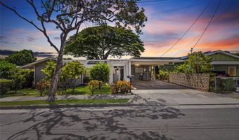 5633 Kanau St, Honolulu, HI 96821
