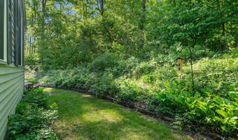 9707 Rogers Rd, Alanson, MI 49706