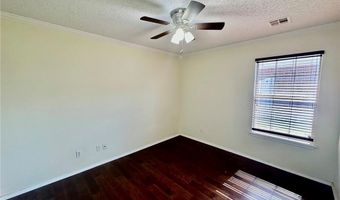 801 Jon Dr, Bentonville, AR 72712