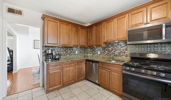120 Johnson Ave, Bergenfield, NJ 07621