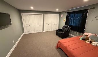 5966 Farmview Dr, Allendale, MI 49401