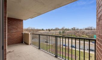 1300 ARMY NAVY Dr #625, Arlington, VA 22202