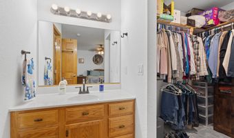 247 Freiheit Ln, Box Elder, SD 57719