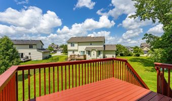 2010 SE Clover Ridge Dr, Ankeny, IA 50021