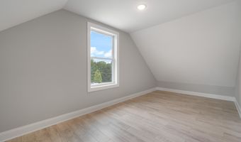 605 Bay Blvd, Bayville, NJ 08721