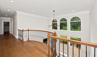 200 W Hillcrest Dr, Alexander, AR 72002