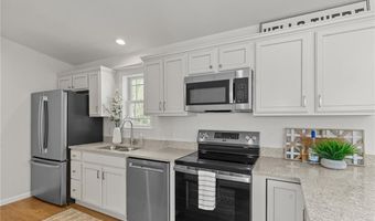 64 Burnside Ave, Narragansett, RI 02882