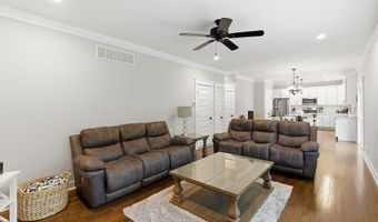 555 Egenolf Pl, Bayville, NJ 08721