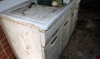 213 Railroad Ave, Appalachia, VA 24216