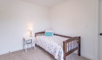 1417 Layton Rd, Anderson, IN 46011