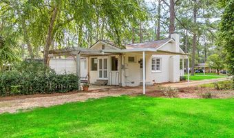 1021 Summit Dr, Albany, GA 31707