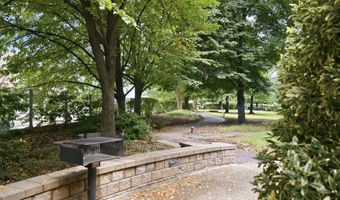 4141 N HENDERSON Rd 1026, Arlington, VA 22203