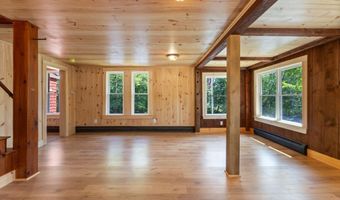 51 Sanford Rd, Alfred, ME 04002