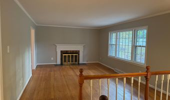 4005 KING ARTHUR Rd, Annandale, VA 22003