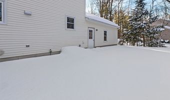 9 Mosher Dr, Brookline, NH 03033