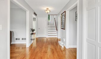 75 Brookside Pl, Cheshire, CT 06410