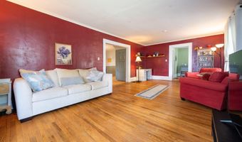 417 Monroe St, Allegan, MI 49010