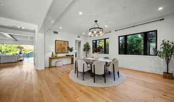 2116 Shadow Creek Dr, Agoura Hills, CA 91301
