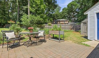 81 Alcott St, Acton, MA 01720