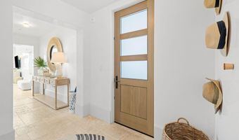 27 Admiralty Row 207, Alys Beach, FL 32461