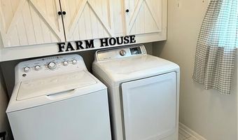 128 N High Field Rd, Advance, NC 27006