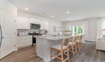 2095 Marietta Cir Plan: ELLE, Ash, NC 28420