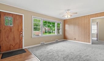 216 S Michigan Ave, Addison, IL 60101
