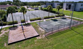 6712 BRIGHTON PARK Dr, Apollo Beach, FL 33572
