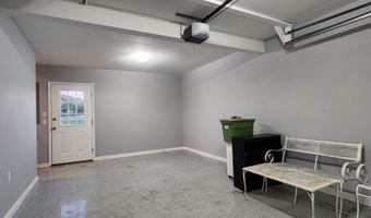 214 Hallock Dr, Abingdon, VA 24210