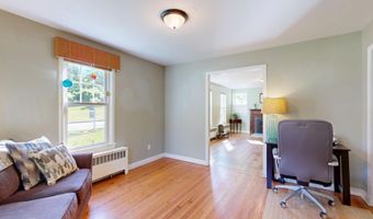 232 Lake St, Auburn, ME 04210