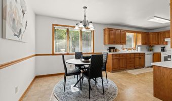 3300 N LAWE St, Appleton, WI 54911