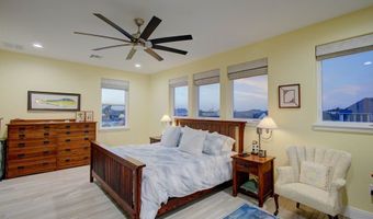 102 Angelfish Ct, Aransas Pass, TX 78336