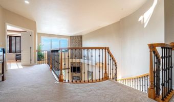 1408 Riverwood Dr, Bismarck, ND 58504