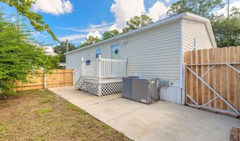 55721 Palmetto Rd, Astor, FL 32102