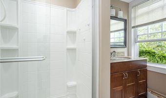 85 Mill St, Newport, RI 02840