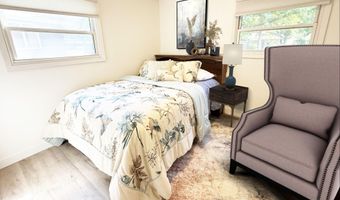 128 Elizabeth Dr, Aberdeen, SD 57401