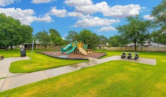 218 Aaron Dr, Andover, KS 67002