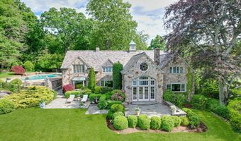 82 Arrowhead Way, Darien, CT 06820