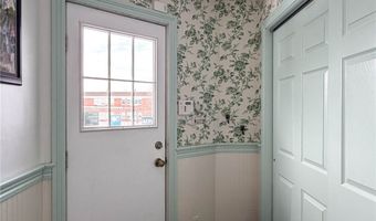 2642 Remington Rd, Utica, NY 13501