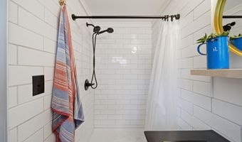 121 Dallas St, Adrian, MI 49221