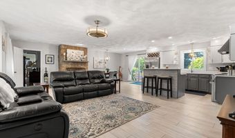 9 Good St, Billerica, MA 01821