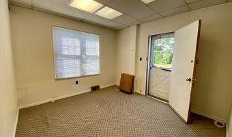 402 S WHITE HORSE Pike, Audubon, NJ 08106